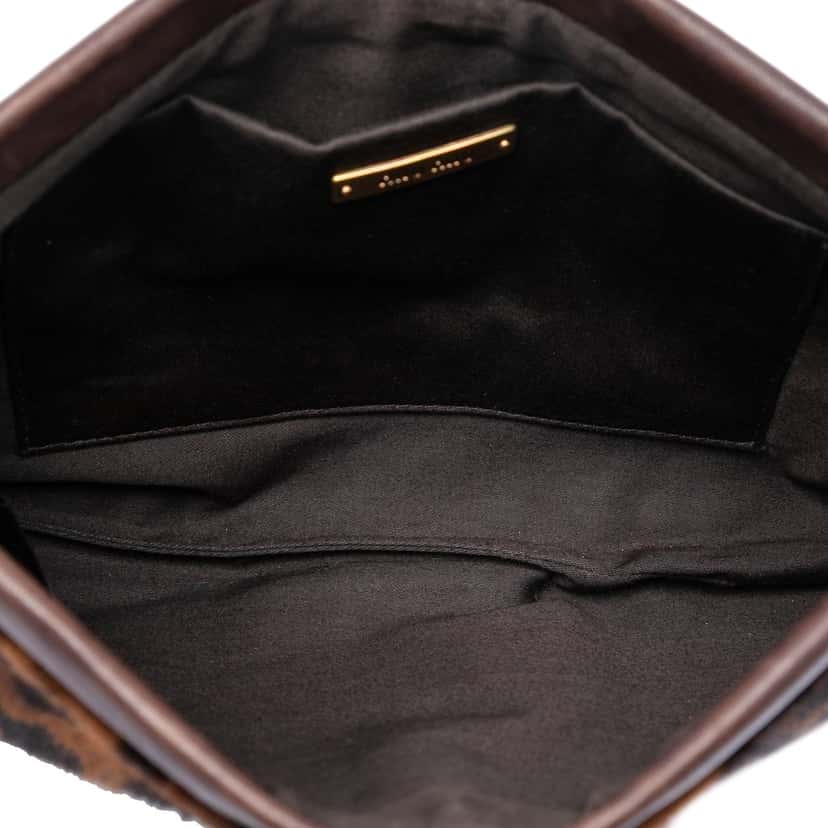 Miu Miu Leopard Printed Calfskin Hair Frame Clutch Brown Very good condition - Model View