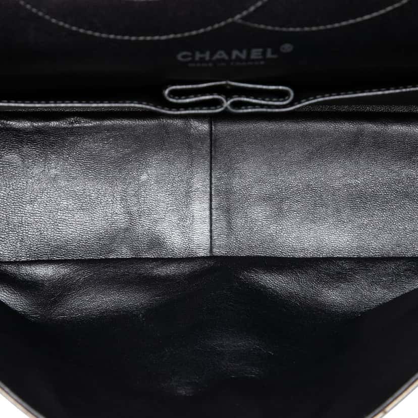 Chanel Metallic Aged Calfskin Reissue 2.55 Double Flap 227 Gold Leather Very good condition - Model View