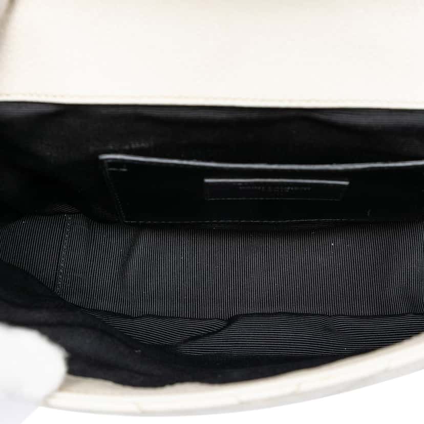 Saint Laurent Medium Chevron Calfskin Monogram Envelope Bag White Leather Very good condition - Model View