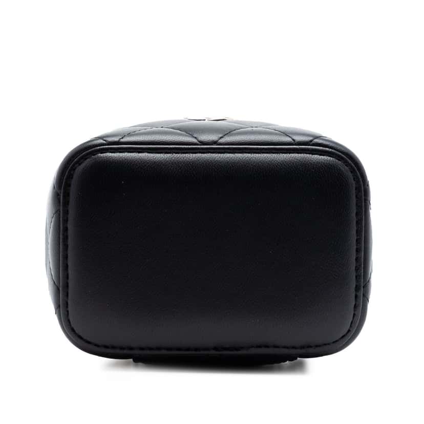 Chanel Mini Quilted Lambskin Trendy CC Vanity Case Black Leather Very good condition - Inside View