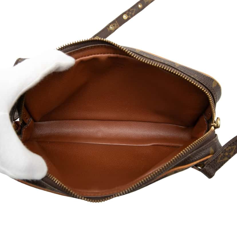 Louis Vuitton Monogram Pochette Marly Bandouliere Brown Very good condition - Model View