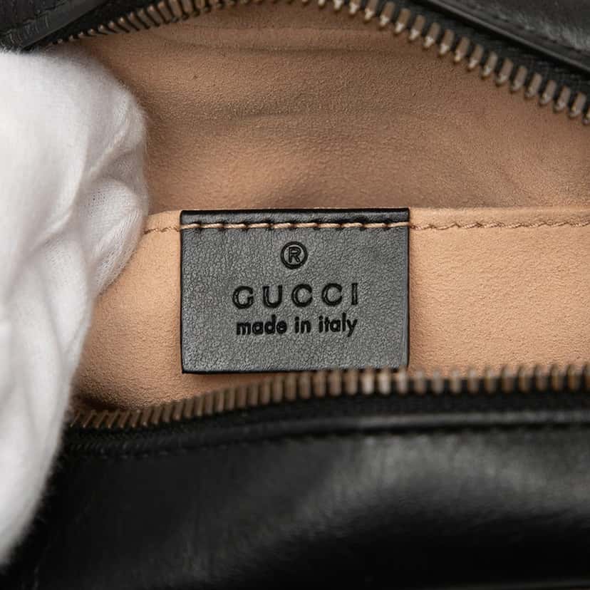 Gucci Small GG Marmont Matelasse Leather Crossbody Black Leather Very good condition - Box View