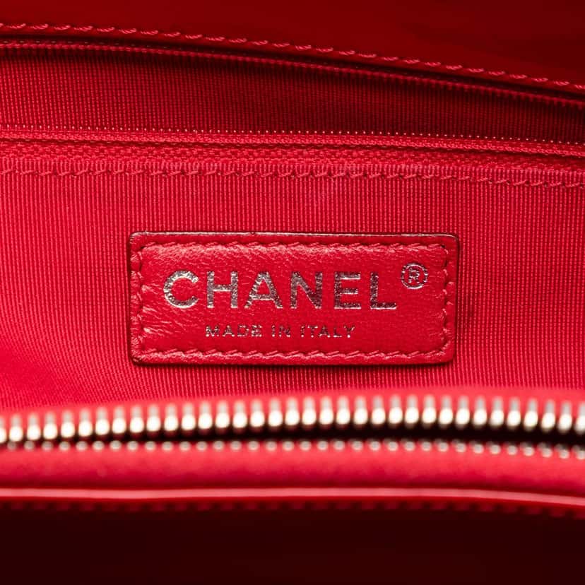 Chanel Patent Grand Shopping Tote Red Leather Very good condition - Box View