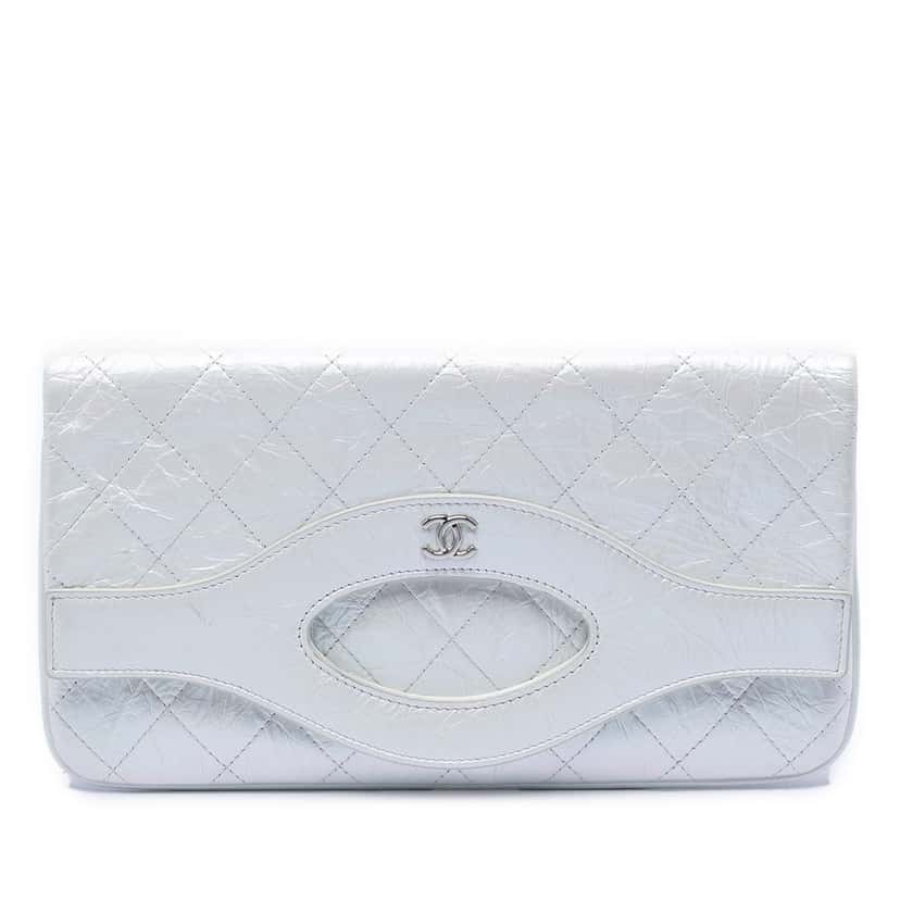 Chanel Iridescent Aged Calfskin 31 Clutch White Leather Very good condition - Front View