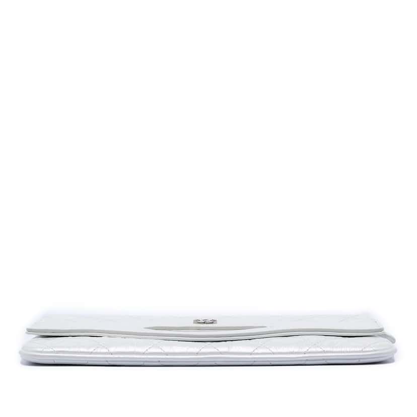 Chanel Iridescent Aged Calfskin 31 Clutch White Leather Very good condition - Inside View