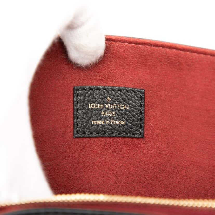 Louis Vuitton Leather Lockme Shopper Tote Black Leather Very good condition - Box View