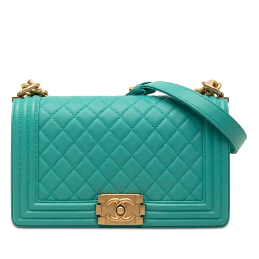 Chanel Old Medium Quilted Lambskin Boy Flap Blue Leather Very good condition - Front View