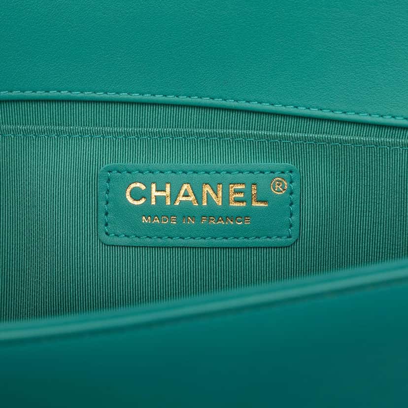 Chanel Old Medium Quilted Lambskin Boy Flap Blue Leather Very good condition - Box View