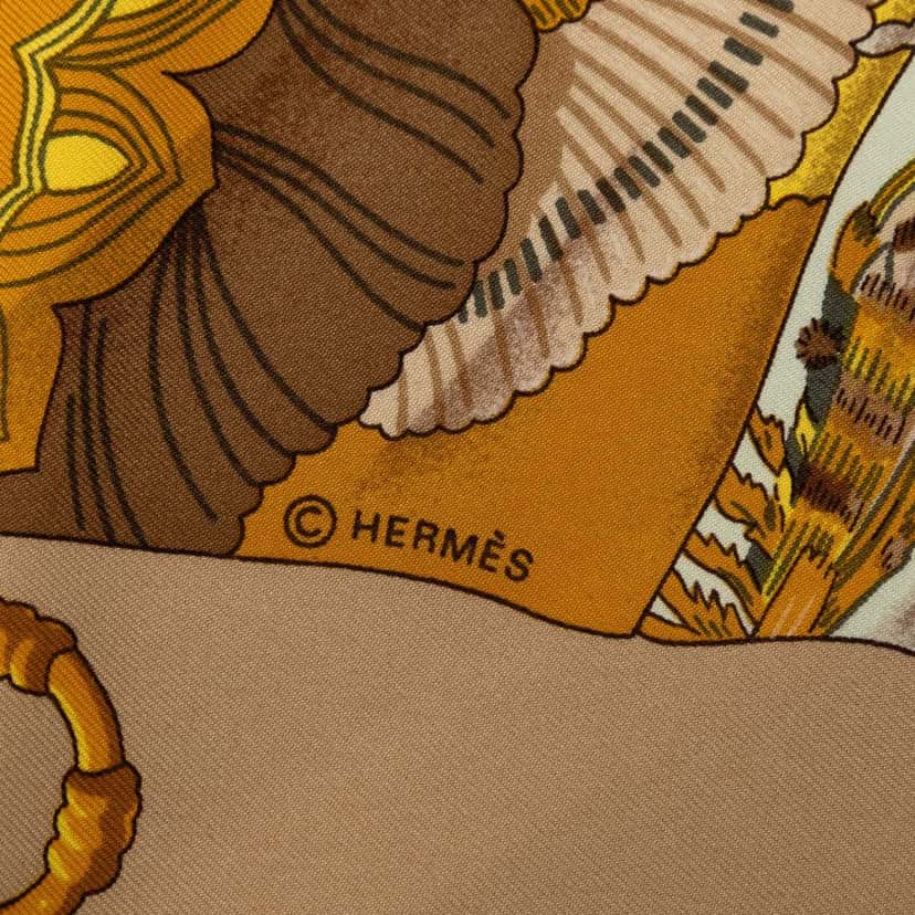 Hermès Soleil de Soie Silk Scarf 90 Brown Very good condition - Inside View