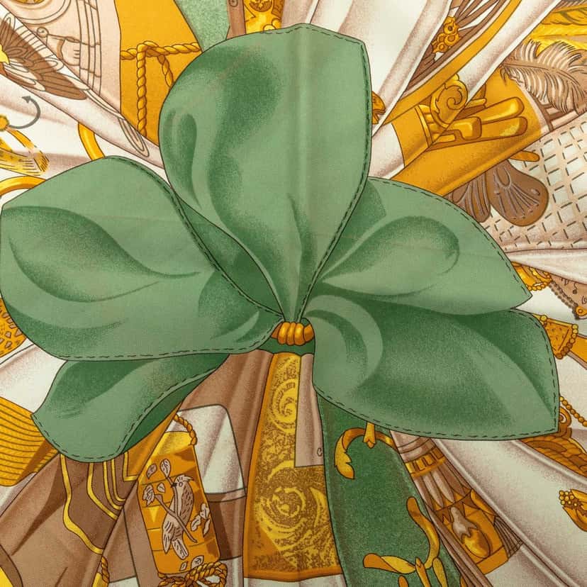Hermès Soleil de Soie Silk Scarf 90 Brown Very good condition - Box View