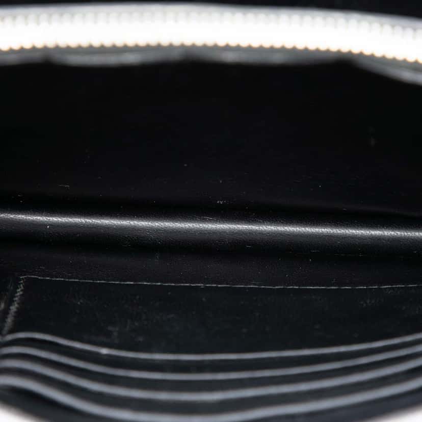 Prada Metallic Saffiano Lux Wallet on Chain Silver Leather Very good condition - Model View