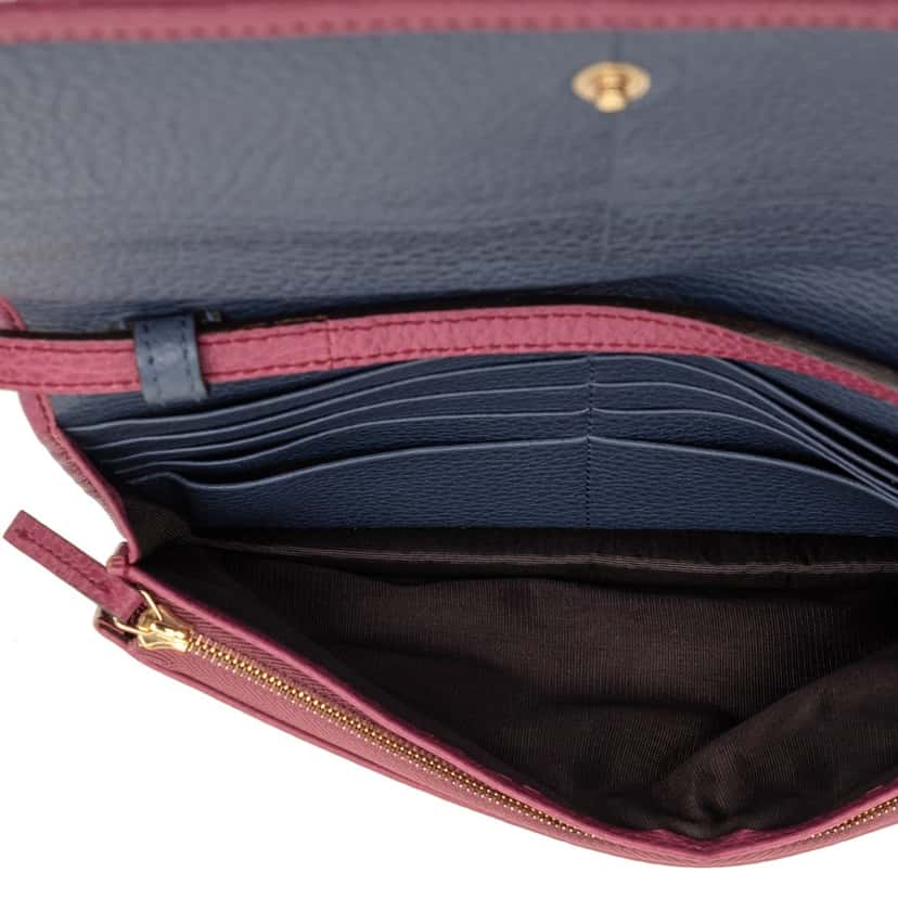 Gucci Dollar Calfskin Swing Wallet On Strap Pink Leather Very good condition - Model View
