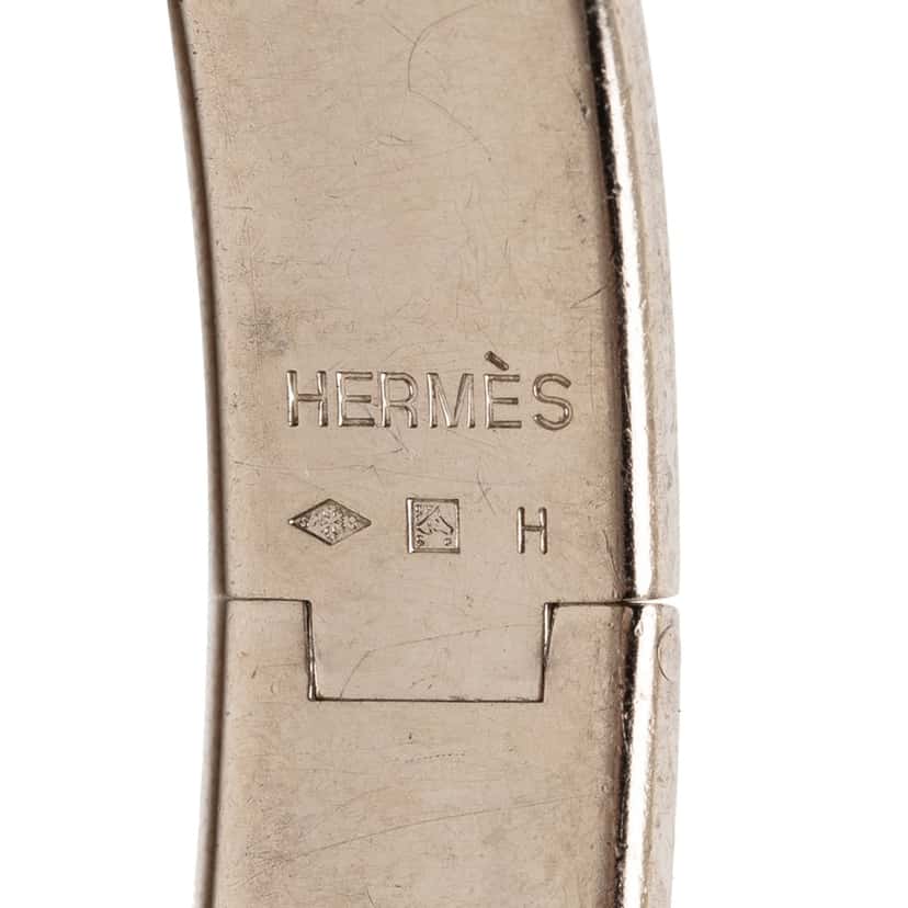 Hermès Narrow Enamel Clic Clac H Bracelet PM Beige Very good condition - Model View