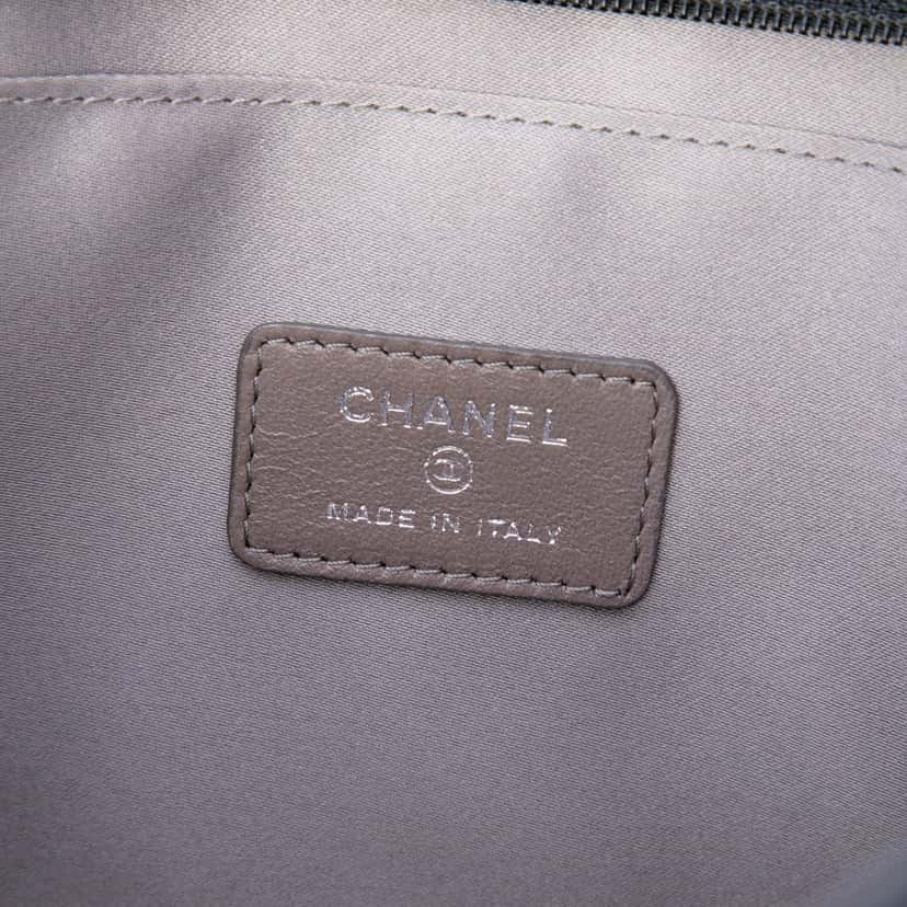 Chanel Quilted Patent Embossed Lucky Symbols Pochette Black Leather Very good condition - Box View