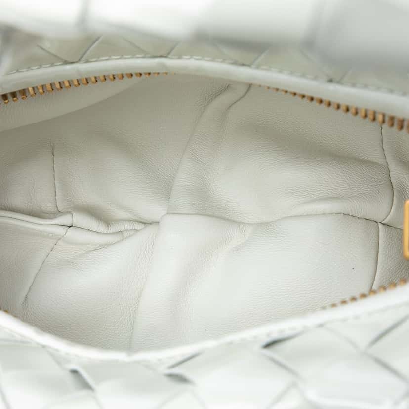 Bottega Veneta Mini Patent Intrecciato Jodie White Leather Very good condition - Model View