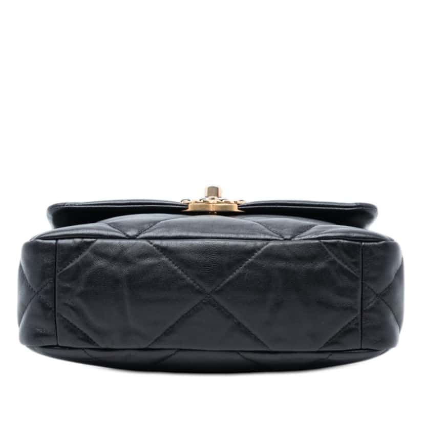 Chanel Medium Lambskin 19 Flap Black Leather Never worn, with tag - Inside View