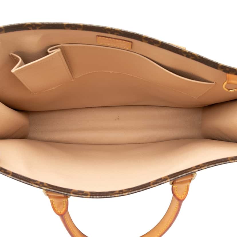 Louis Vuitton Monogram Sac Plat Brown Very good condition - Model View