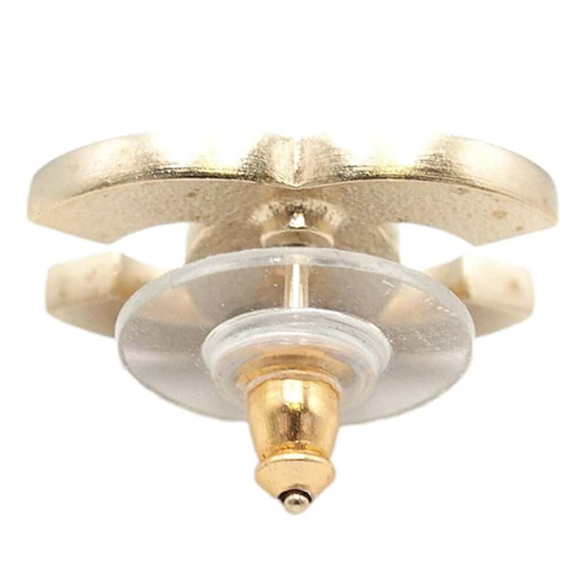 Chanel CC Brass Enamel Striped Earrings Pink Very good condition - Model View