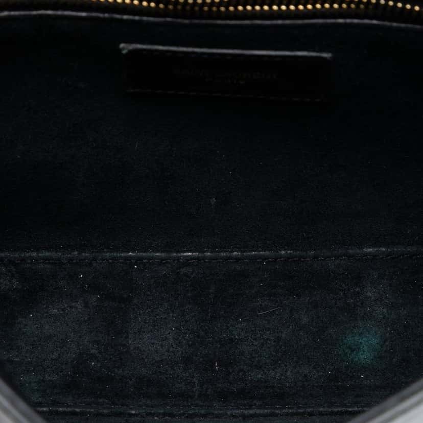 Saint Laurent Patent  Le 5 a 7 Black Leather Very good condition - Model View