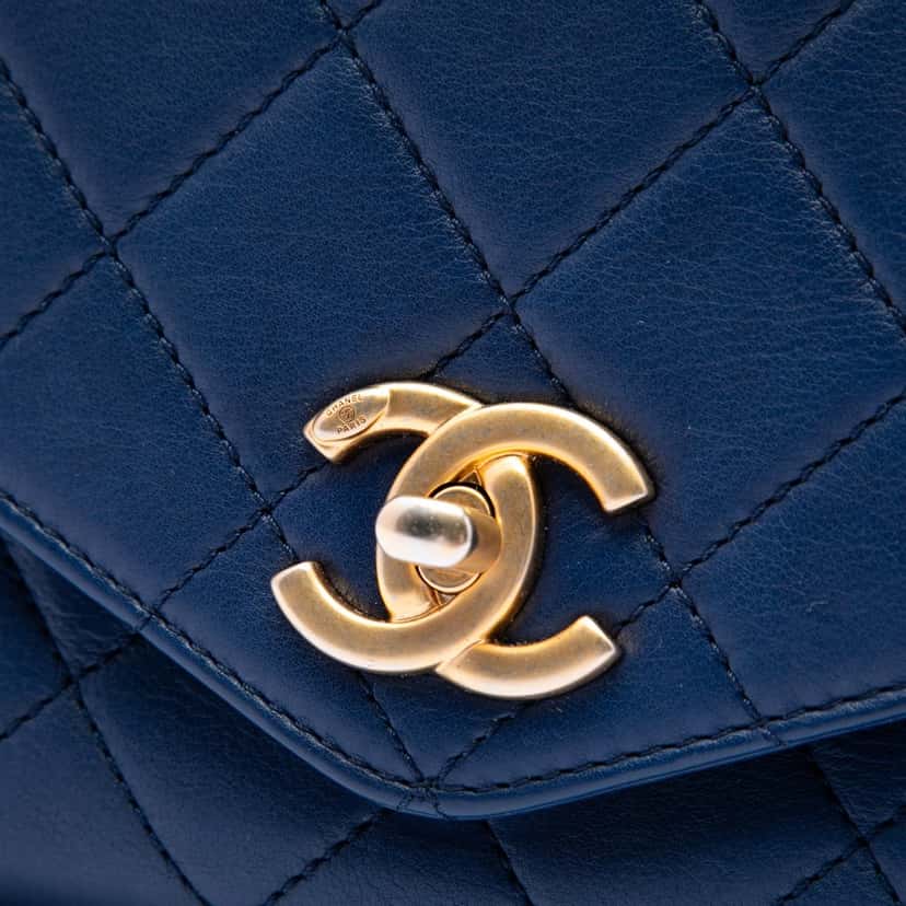 Chanel CC Quilted Calfskin Metal Top Handle Envelope Flap Blue Leather Very good condition - Box View