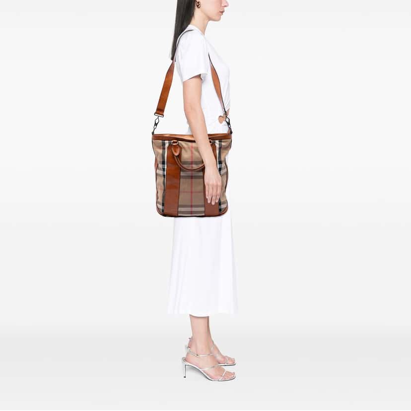 Burberry House Check Canvas Bonington Satchel Beige Very good condition - Box View