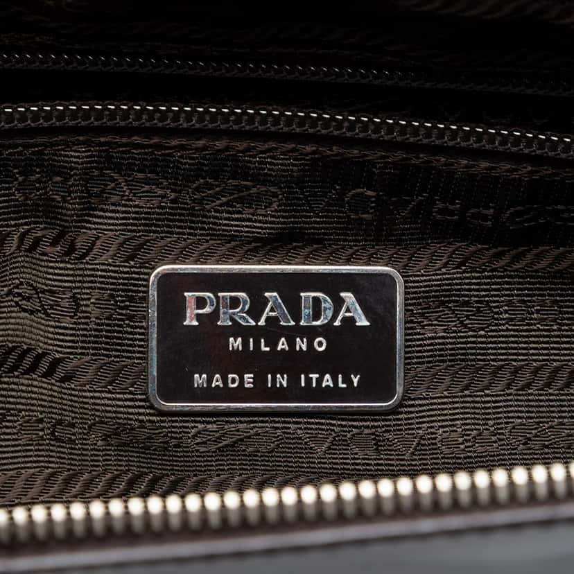 Prada Leather Shoulder Bag Black Leather Very good condition - Box View