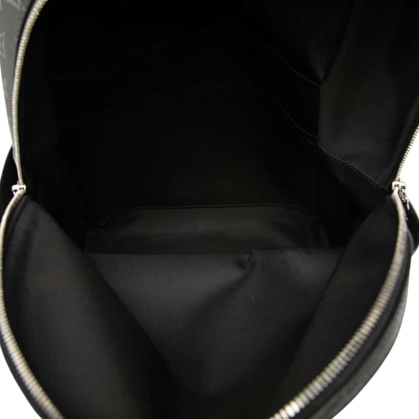 Louis Vuitton Monogram Taigarama Discovery Backpack Black Very good condition - Model View