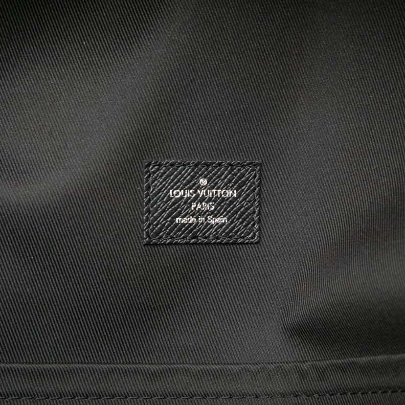 Louis Vuitton Monogram Taigarama Discovery Backpack Black Very good condition - Box View