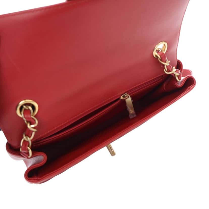 Chanel Small Mixed Quilt Calfskin In The City Top Handle Bag Red Leather Very good condition - Model View