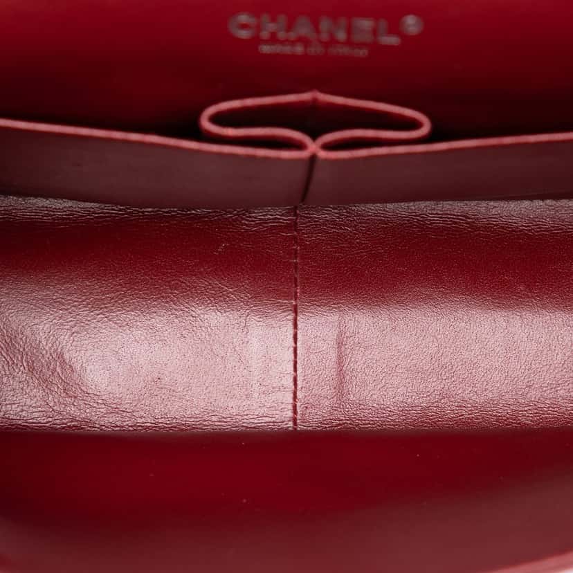 Chanel Jumbo Classic Caviar Double Flap Red Leather Very good condition - Model View