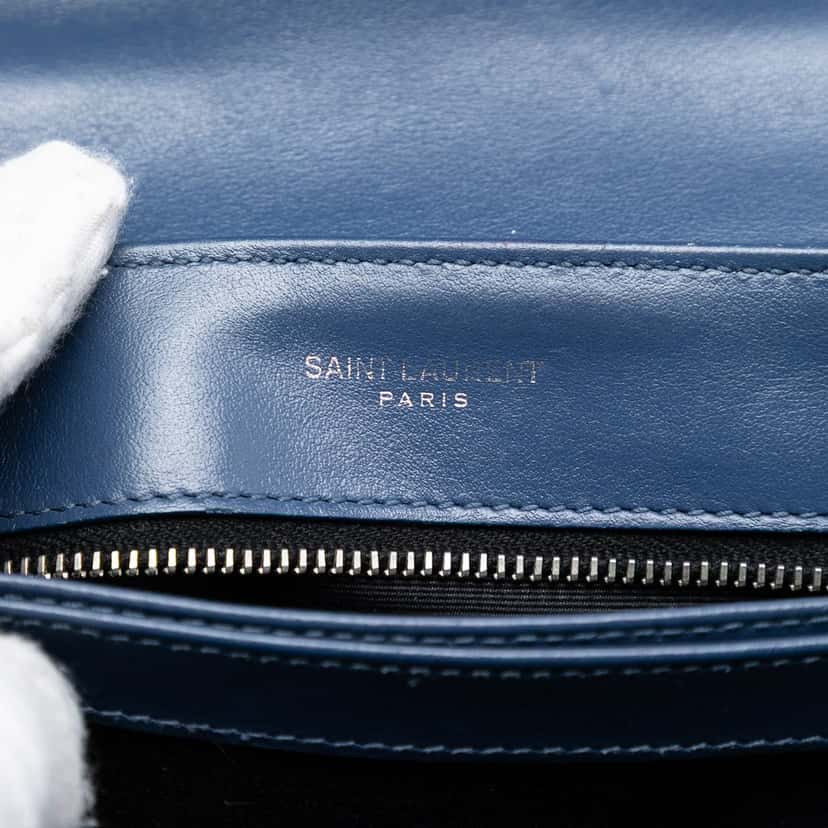 Saint Laurent Toy Matelasse Calfskin Monogram LouLou Crossbody Blue Leather Very good condition - Box View