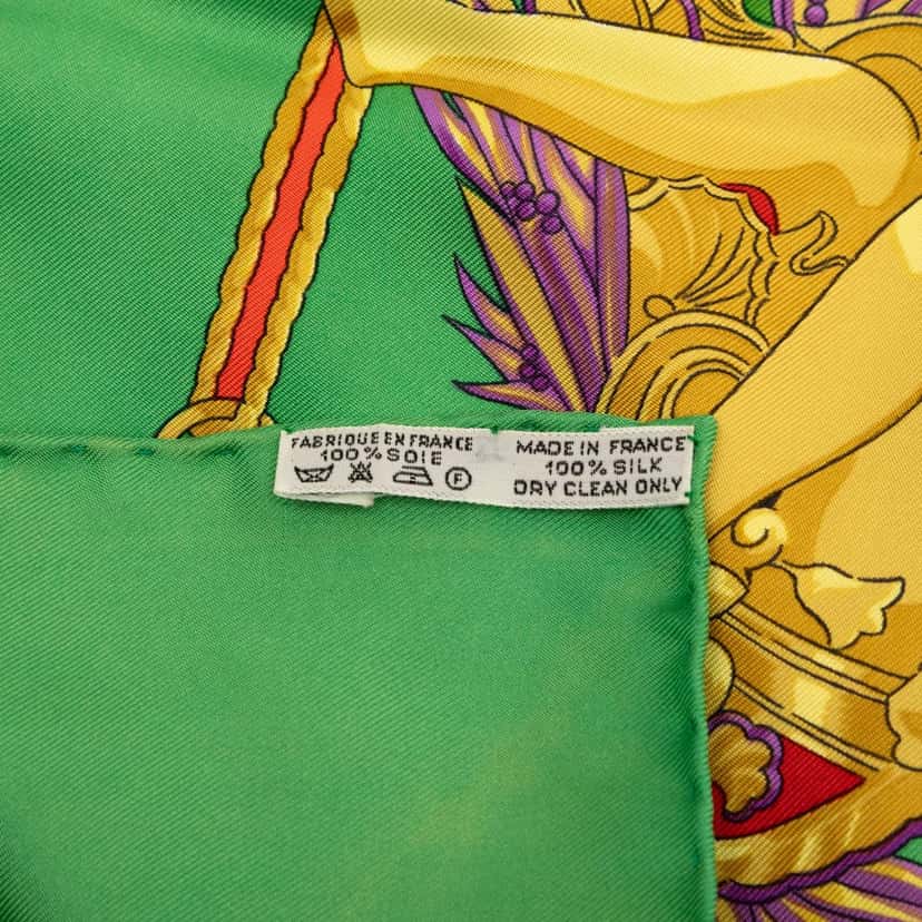 Hermès Hommage A Charles Garnier Silk Scarf 90 Green Very good condition - Model View