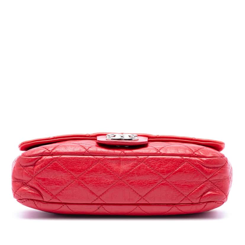 Chanel Medium Bicolor Lambskin and Calfskin CC Chain Flap Red Leather Very good condition - Inside View