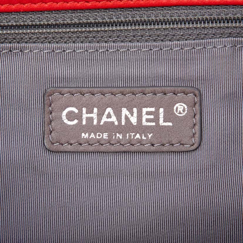 Chanel Medium Bicolor Lambskin and Calfskin CC Chain Flap Red Leather Very good condition - Box View