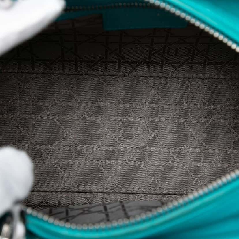 Dior Medium Lambskin Cannage Lady Dior Blue Leather Very good condition - Model View