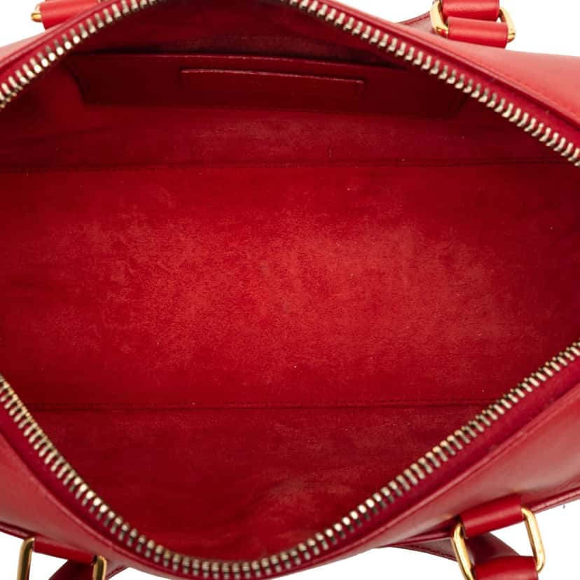Saint Laurent Baby Leather Classic Duffle Satchel Red Leather Very good condition - Model View