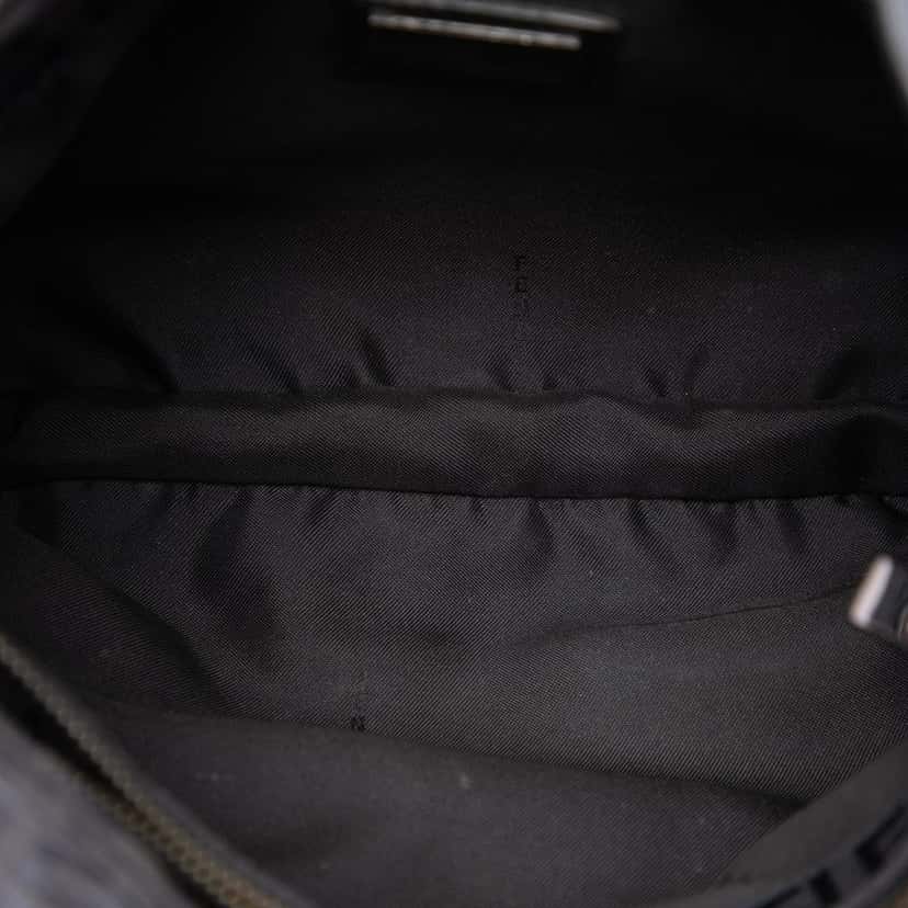 Fendi Zucchino Canvas Shoulder Bag Black Very good condition - Model View