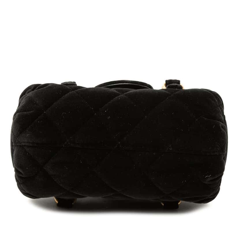 Chanel Mini Quilted Velvet Top Handle Flap Black Very good condition - Inside View