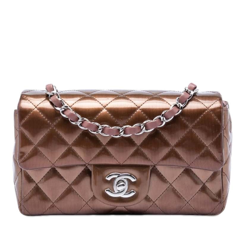 Chanel Mini Rectangular Classic Striated Patent Single Flap Brown Leather Very good condition - Front View