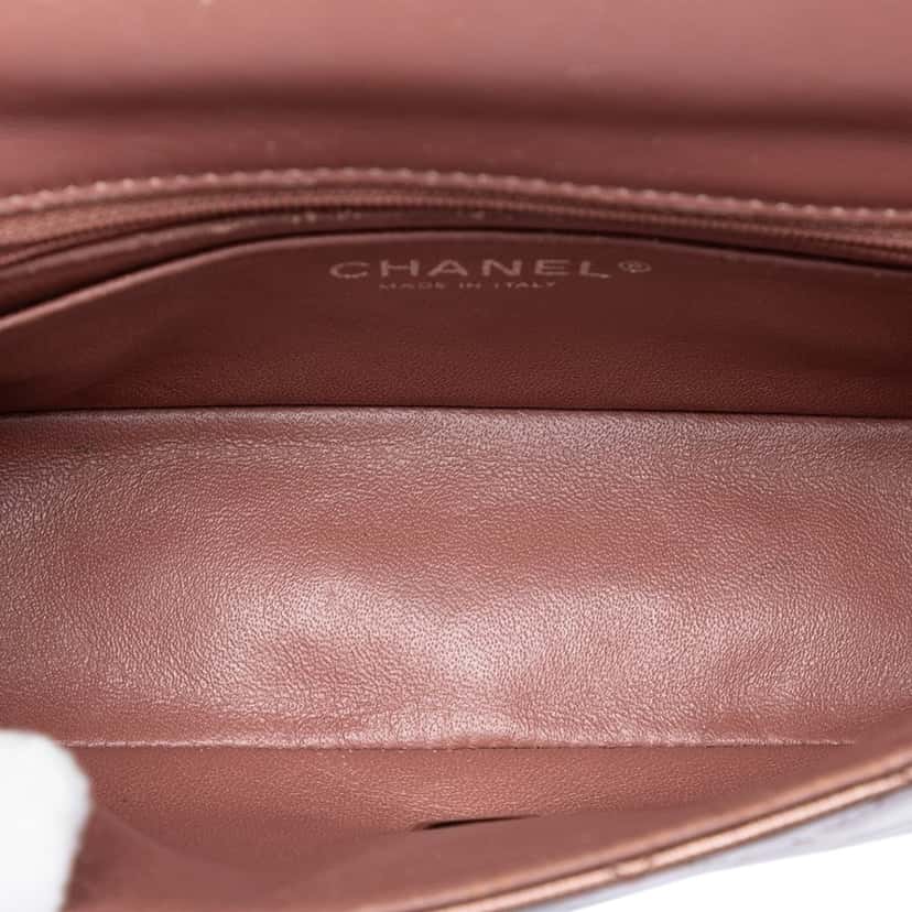 Chanel Mini Rectangular Classic Striated Patent Single Flap Brown Leather Very good condition - Model View