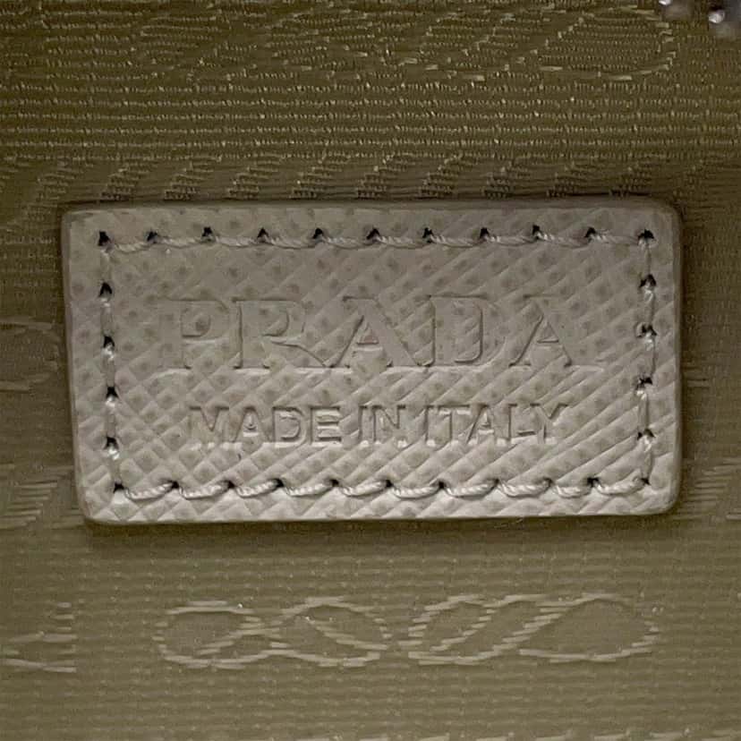 Prada Mini Saffiano Pouch Crossbody White Leather Very good condition - Box View