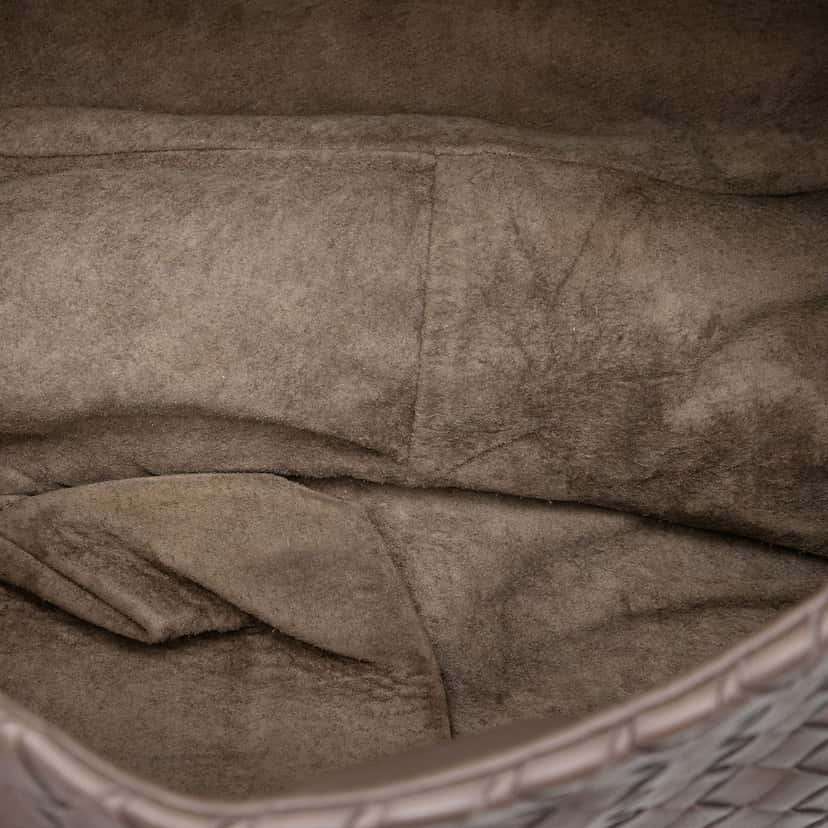 Bottega Veneta Nappa Intrecciato Flap Crossbody Brown Leather Never worn, with tag - Model View