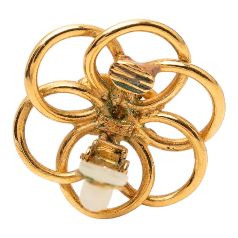 Chanel CC Gold Plated Flower Hoop Clip On Earrings Gold Metal Very good condition - Inside View