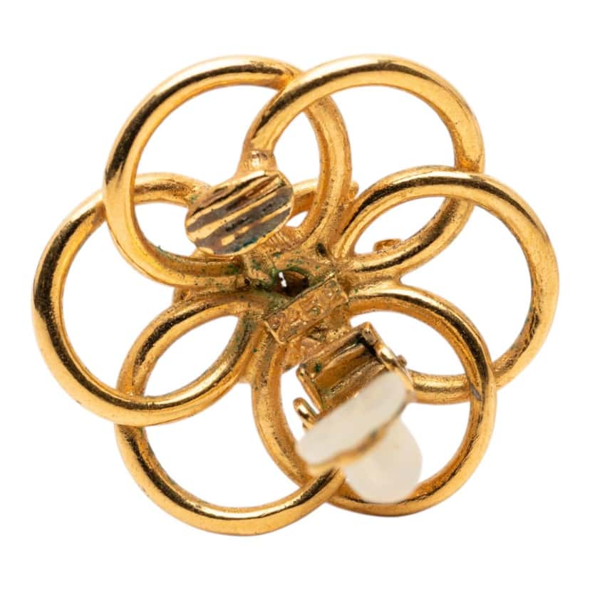 Chanel CC Gold Plated Flower Hoop Clip On Earrings Gold Metal Very good condition - Model View