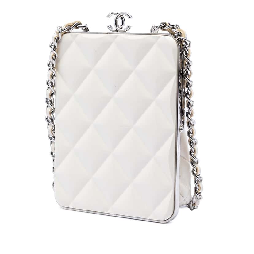 Chanel CC Quilted Acrylic and Lambskin Evening Clutch With Chain White Leather Very good condition - Back View