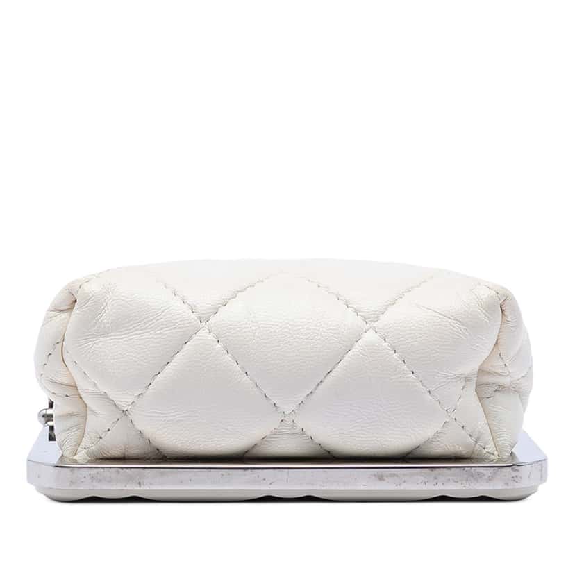 Chanel CC Quilted Acrylic and Lambskin Evening Clutch With Chain White Leather Very good condition - Inside View