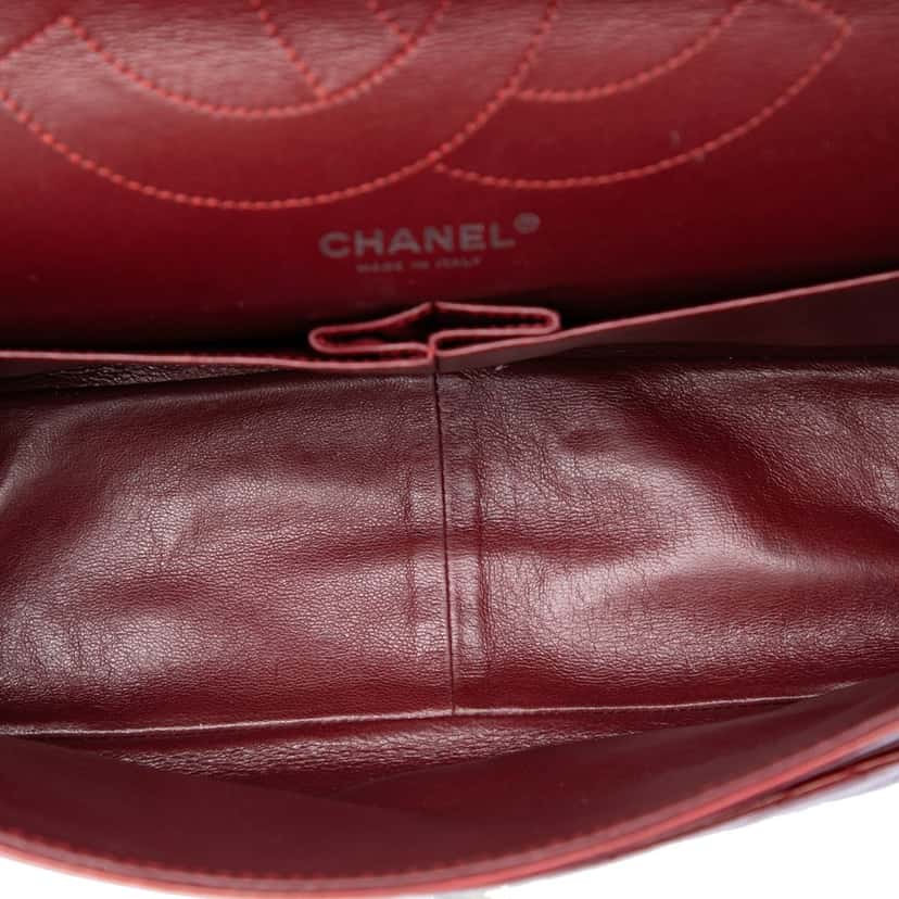 Chanel Quilted Lambskin Reissue 2.55 Double Flap 227 Red Leather Very good condition - Model View