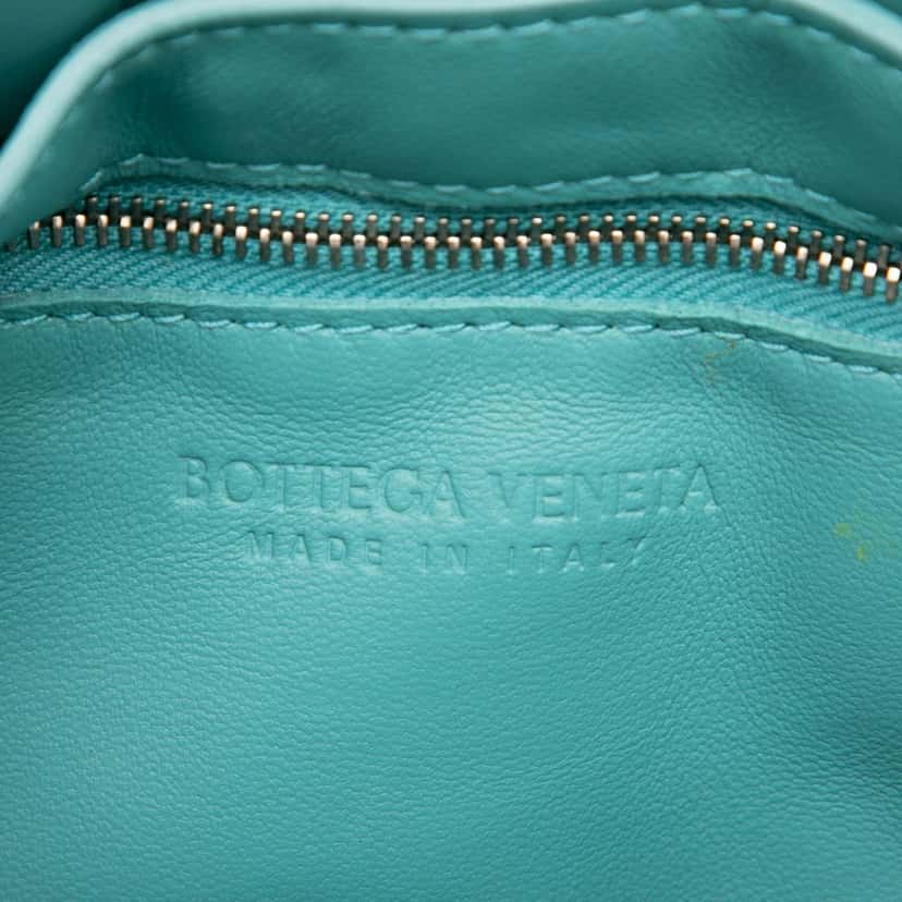Bottega Veneta Nappa Intrecciato Padded Cassette Crossbody Blue Leather Very good condition - Box View