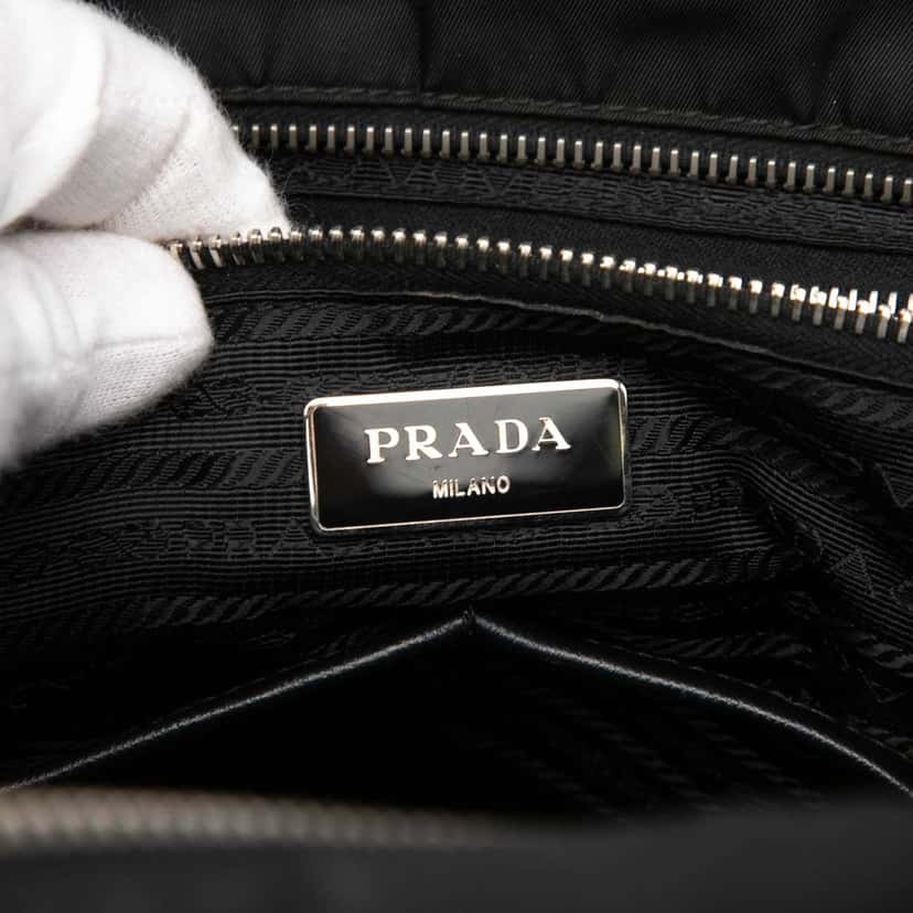 Prada Re Nylon Baby Bag Black Very good condition - Box View