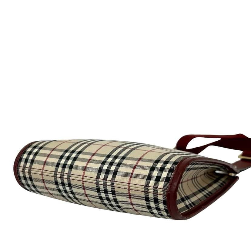 Burberry House Check Canvas Crossbody Beige Very good condition - Model View